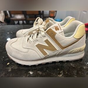 New Balance 574 women’s 6.5